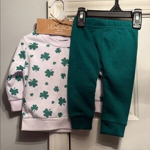 Girls' Green Clover Sweatshirt with Green Jogger Pants